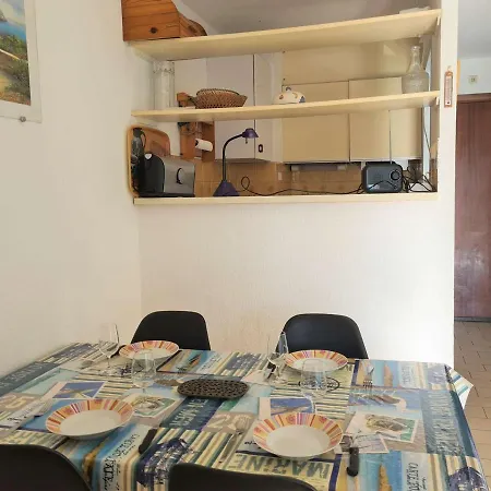 Studio Cap D'Agde, 1 Piece, 4 Personnes - Fr-1-249-373